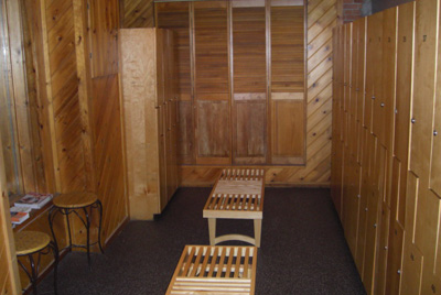 lockerRoom.jpg